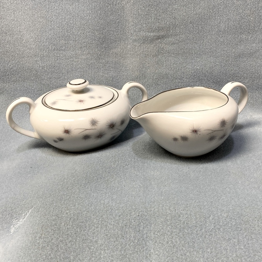 Creative Starburst Platinum Fine China Lidded Sugar Bowl and Creamer Set 1014
